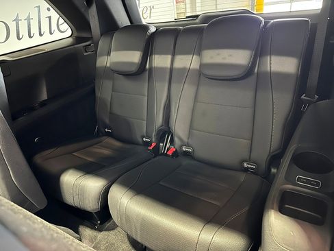 Certified 2023 Mercedes-Benz GLS 450 4MATIC image 38