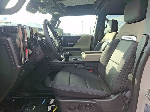 New 2026 GMC Hummer EV SUV AWD/4WD image 9