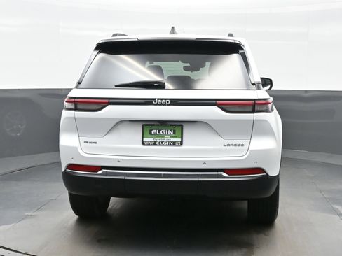 Used 2024 Jeep Grand Cherokee Laredo X image 5