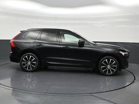 Used 2024 Volvo XC60 B5 Plus w/ Protection Package Premier AWD/4WD image 7