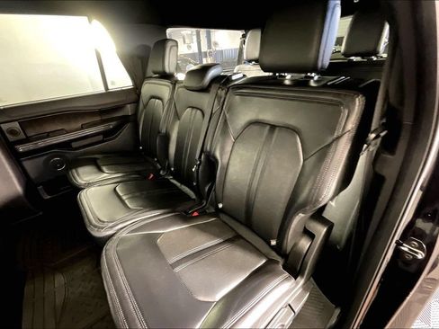 Used 2021 Ford Expedition Max Limited AWD/4WD image 30
