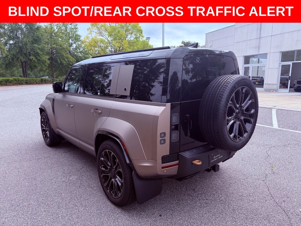 Used 2026 Land Rover Defender 110 OCTA AWD/4WD image 5