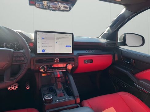 Used 2025 Toyota Tacoma TRD Pro image 24