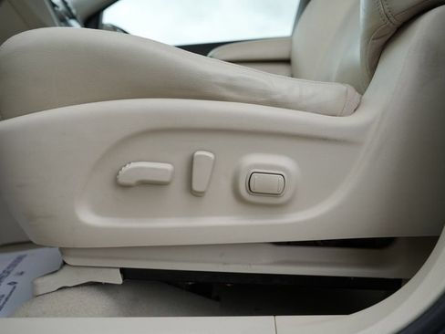 Used 2015 Nissan Murano Platinum w/ Platinum Technology Package FWD image 25