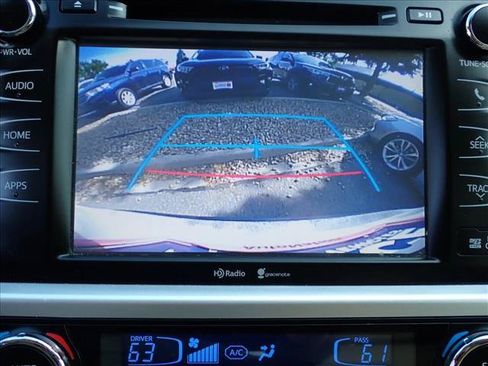 Used 2015 Toyota Highlander XLE FWD image 18