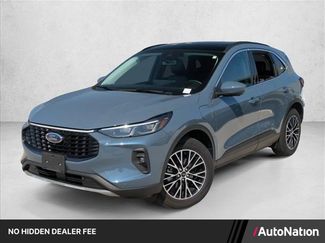 Used 2023 Ford Escape SE w/ PHEV Premium Package FWD video 1