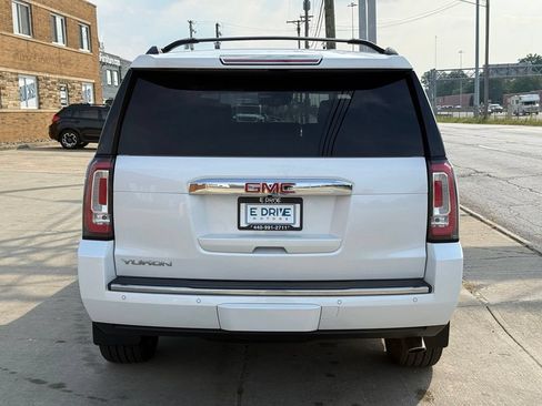Used 2017 GMC Yukon Denali w/ Open Road Package AWD/4WD image 8