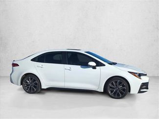 Used 2022 Toyota Corolla XSE video 2