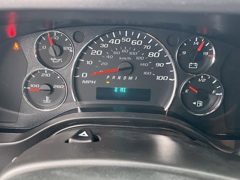 New 2025 Chevrolet Express 2500 Work Van w/ Driver Convenience Package image 20