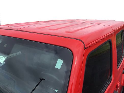 Used 2020 Jeep Gladiator Rubicon AWD/4WD image 12