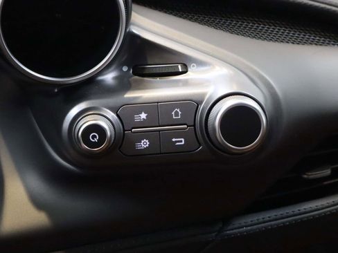 Certified 2021 Ferrari F8 Tributo image 35