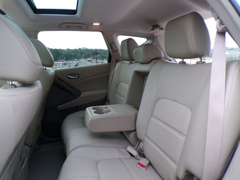 Used 2013 Nissan Murano LE w/ Platinum Pkg AWD/4WD image 16