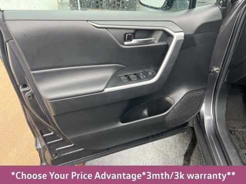 Used 2022 Toyota RAV4 XLE image 34