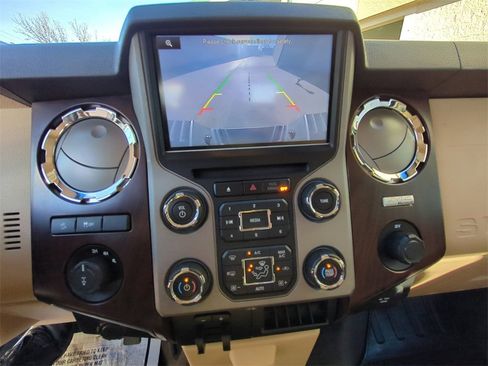 Used 2014 Ford F250 Lariat w/ FX4 Off-Road Package image 18