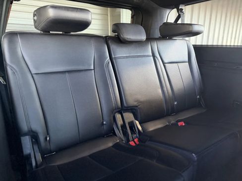 Used 2021 Ford Expedition Max XLT image 19