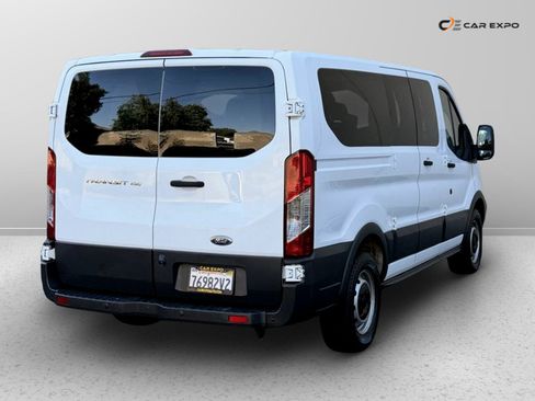 Used 2017 Ford Transit 150 XL image 7