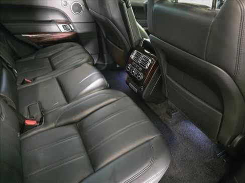 Used 2015 Land Rover Range Rover Supercharged AWD/4WD image 11