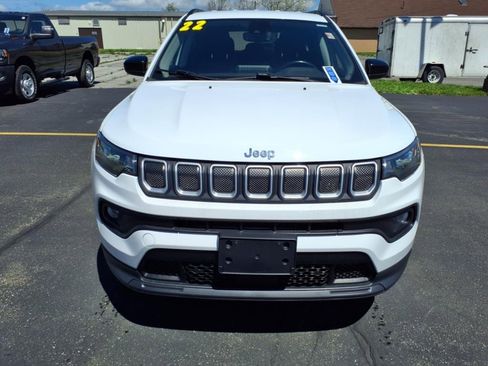 Used 2022 Jeep Compass Latitude w/ Convenience Group image 2