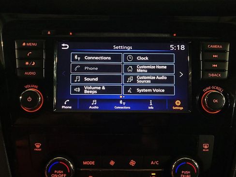 Used 2019 Nissan Rogue SV AWD/4WD image 25