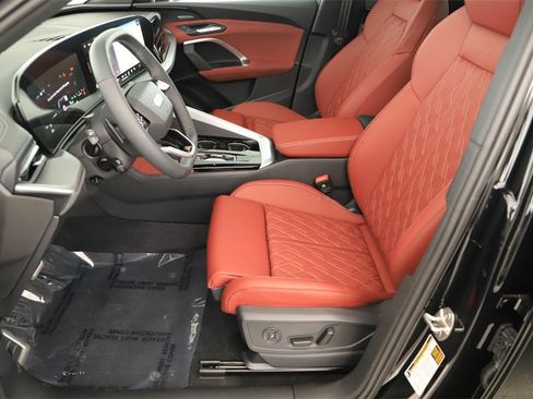 New 2025 Audi SQ5 Premium Plus image 23