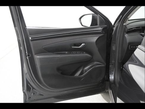 Certified 2023 Hyundai Tucson SEL w/ Convenience Package image 4