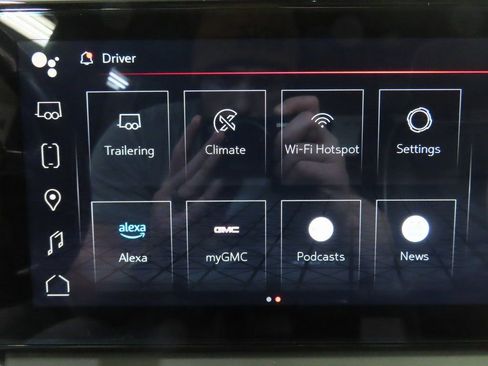 Used 2024 GMC Sierra 2500 AT4X image 29