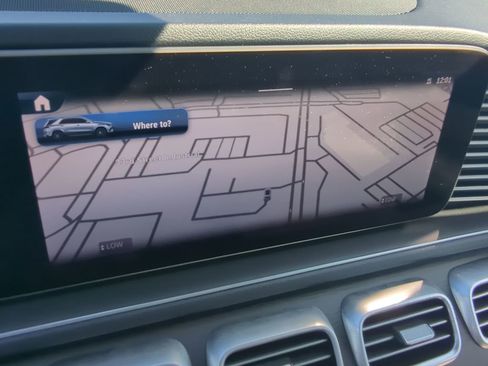 Certified 2024 Mercedes-Benz GLE 350 4MATIC w/ Driver Assistance Package image 8