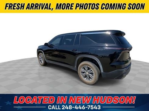 Used 2024 Chevrolet Traverse LS AWD/4WD image 8