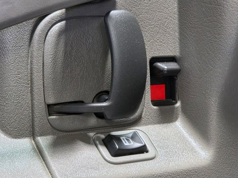 Used 2021 Chevrolet Express 2500 w/ Driver Convenience Package RWD image 24