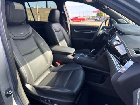 Certified 2023 Cadillac XT6 Sport w/ LPO, ONYX Package AWD/4WD image 14