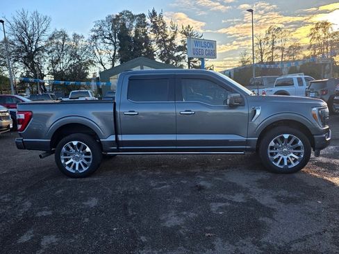 Used 2023 Ford F150 Limited image 5