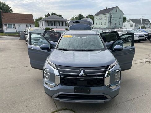 New 2026 Mitsubishi Outlander SE FWD image 29