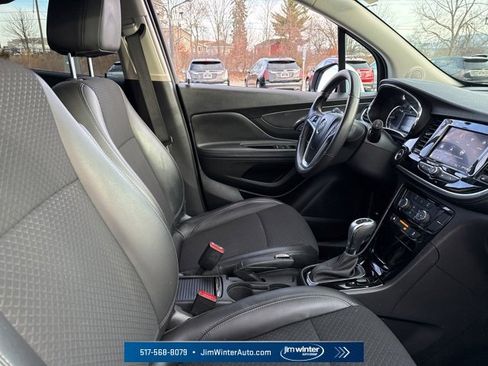 Certified 2022 Buick Encore Preferred w/ Safety Package image 13