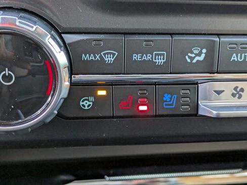 New 2026 Ford F250 Lariat w/ Black Appearance Package image 26