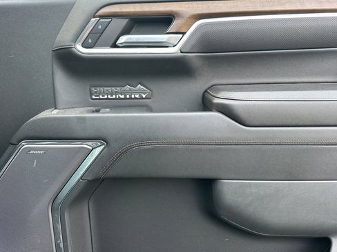 Used 2023 Chevrolet Silverado 1500 High Country w/ High Country Premium Package image 19