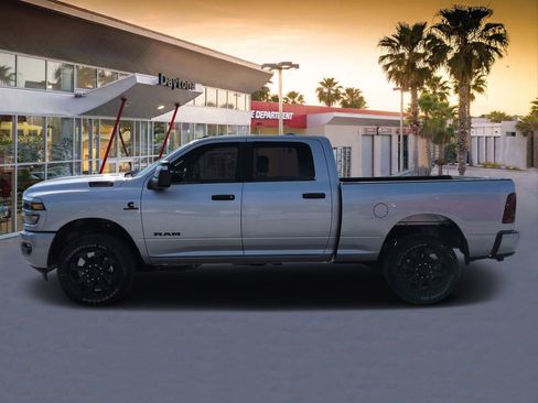 New 2026 RAM 3500 Big Horn AWD/4WD image 6
