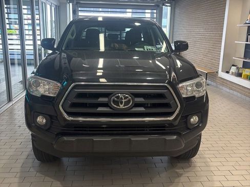 Used 2023 Toyota Tacoma SR5 RWD image 4