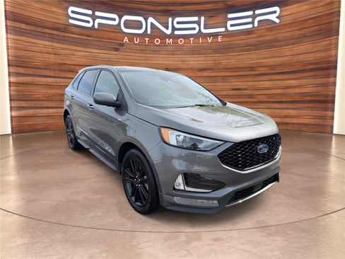 Used 2023 Ford Edge ST-Line w/ Cargo Accessory Package AWD/4WD image 9