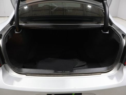 Used 2023 Dodge Charger R/T w/ Plus Group image 4