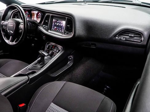 Used 2022 Dodge Challenger R/T image 19