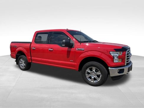 Used 2015 Ford F150 XLT w/ Equipment Group 301A Mid AWD/4WD image 2