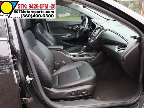 Used 2017 Chevrolet Malibu LT w/ Leather Package FWD image 17