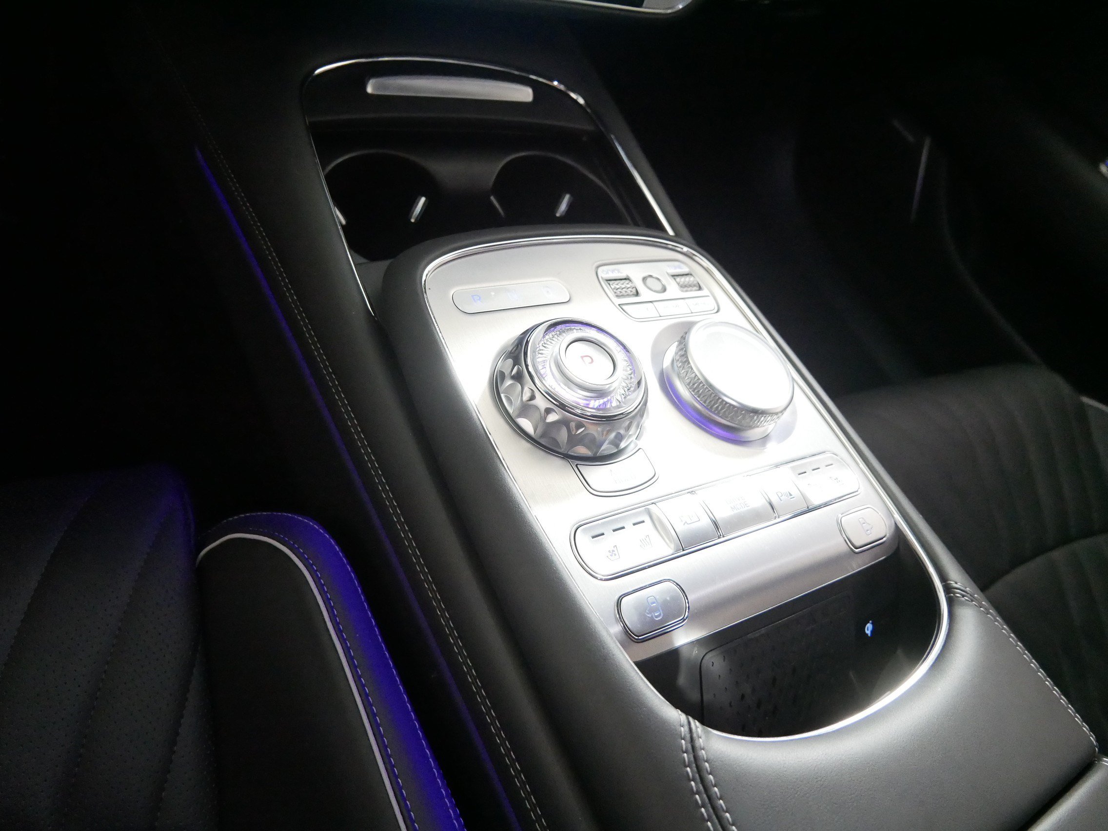 Used 2024 Genesis G90 3.5T AWD/4WD image 24