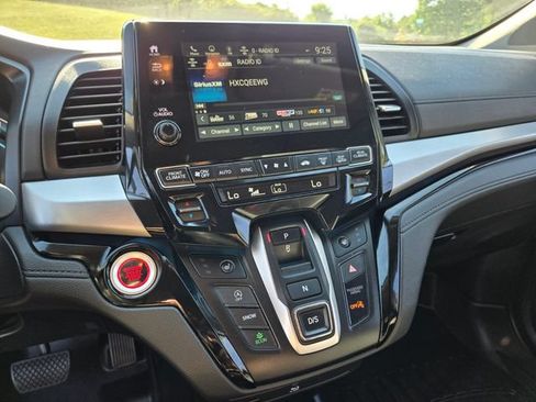 Used 2023 Honda Odyssey Touring image 26