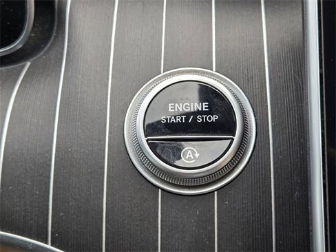 Used 2023 Mercedes-Benz C 300 Sedan image 21