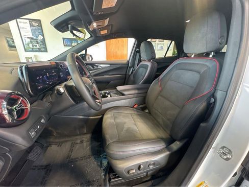 Used 2024 Chevrolet Blazer EV RS AWD/4WD image 4