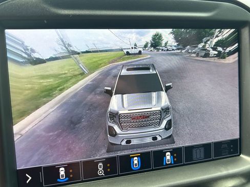 Certified 2021 GMC Sierra 1500 AT4 w/ AT4 Value Package AWD/4WD image 33