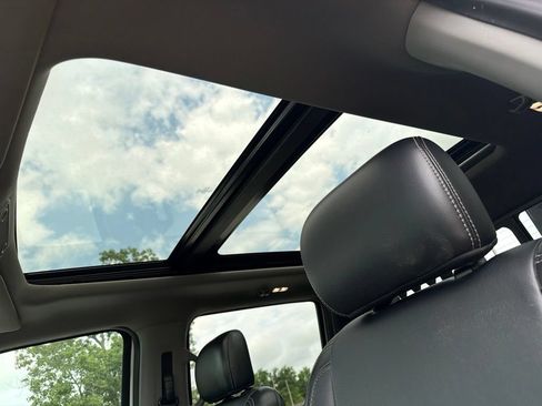 Used 2019 Ford F250 Lariat w/ Lariat Ultimate Package AWD/4WD image 11