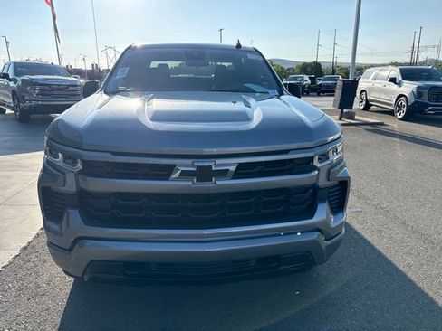 Used 2023 Chevrolet Silverado 1500 RST AWD/4WD image 2