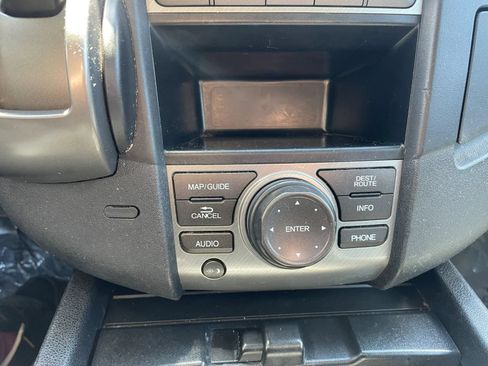 Used 2013 Honda Pilot Touring image 16